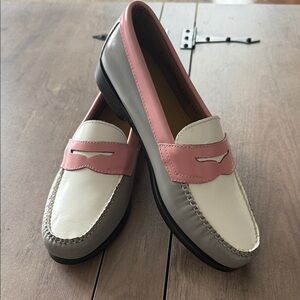 G.H. Bass & Co. Pink and Gray Women's Loafers